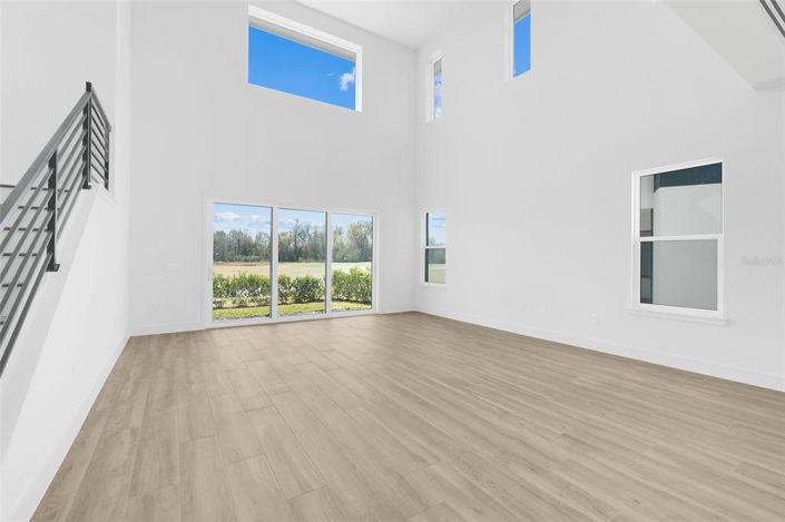 Image No.8-Propriété de 4 chambres à vendre à Davenport