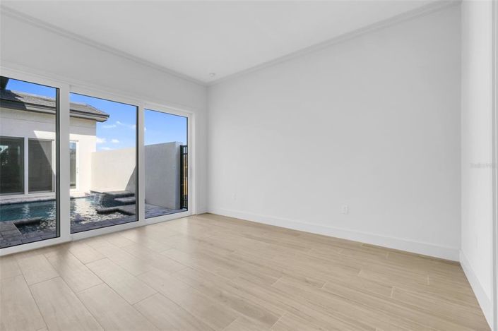 Image No.22-3 Bed Property for sale