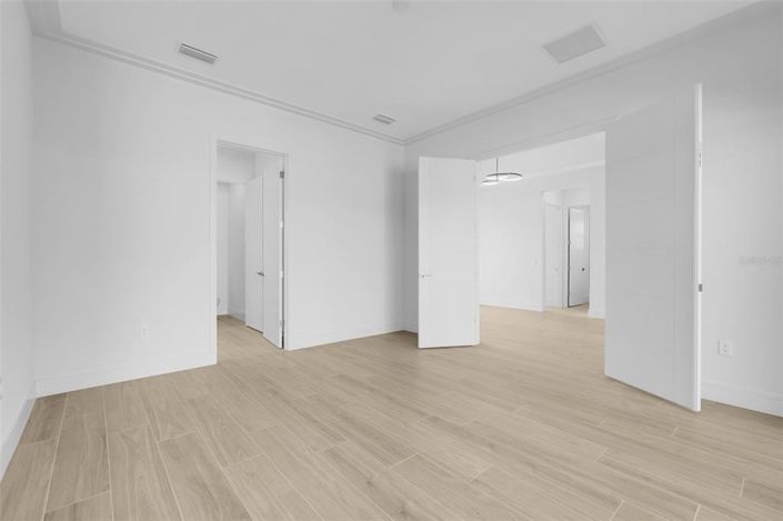 Image No.23-3 Bed Property for sale