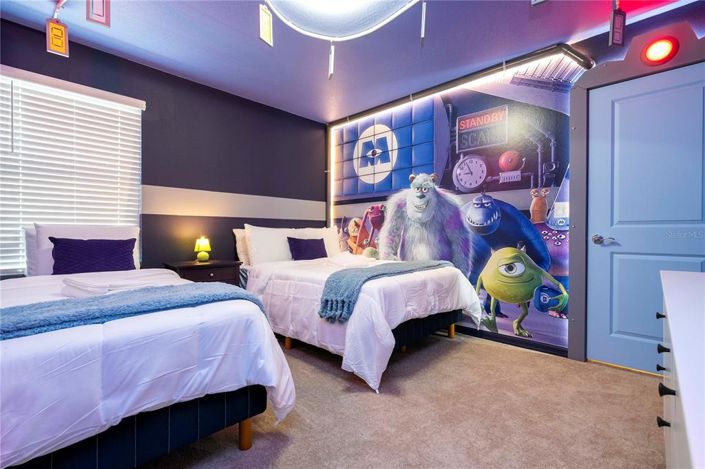 Image No.37-7 Bed Property for sale