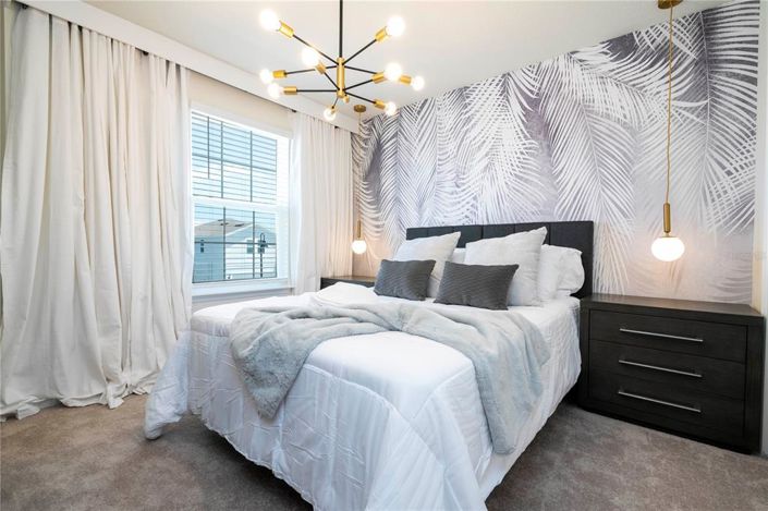 Image No.40-7 Bed Property for sale