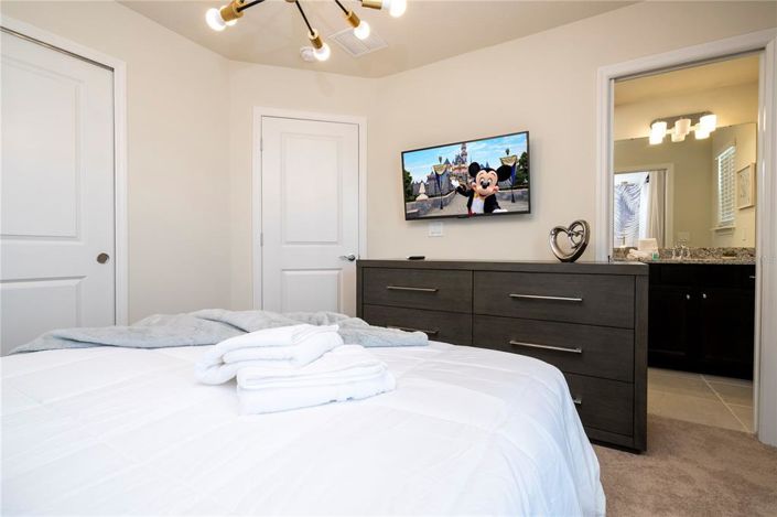 Image No.42-7 Bed Property for sale
