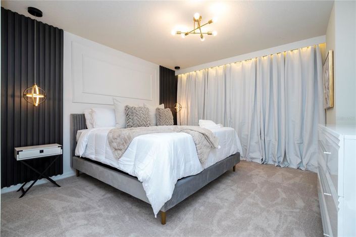 Image No.43-7 Bed Property for sale
