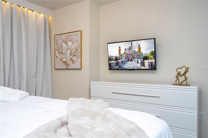 Image No.45-7 Bed Property for sale