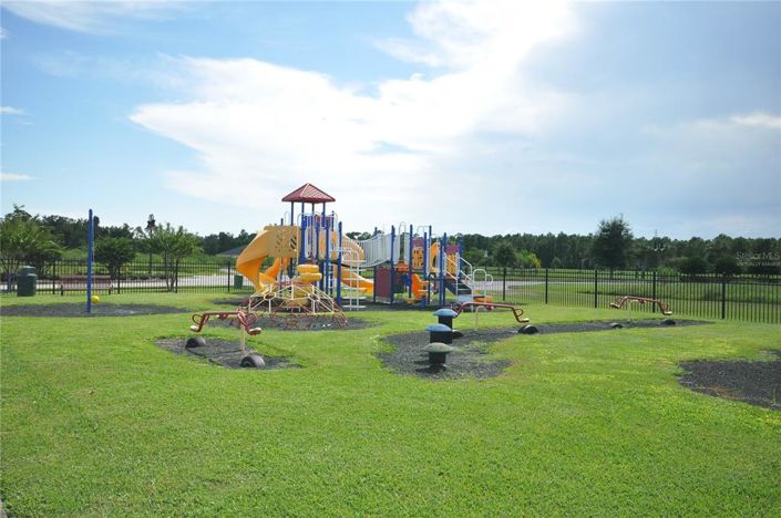 Image No.26-4 Bed Property for sale