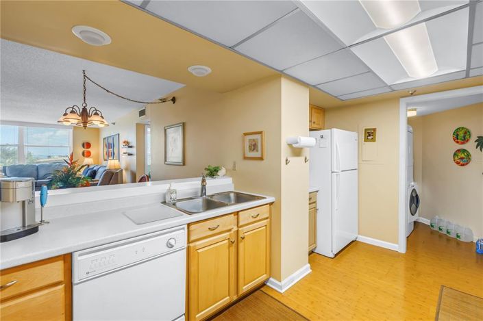 Image No.5-2 Bed Property for sale