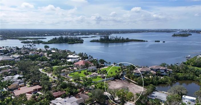 Image No.3-5 Bed Property for sale