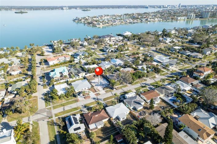 Image No.8-Propriété de 4 chambres à vendre à Clearwater