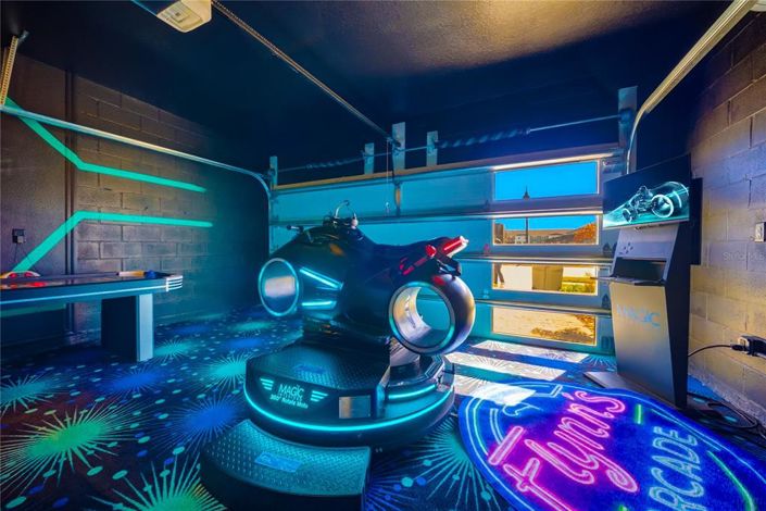 Image No.36-10 Bed Property for sale