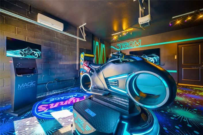 Image No.37-10 Bed Property for sale