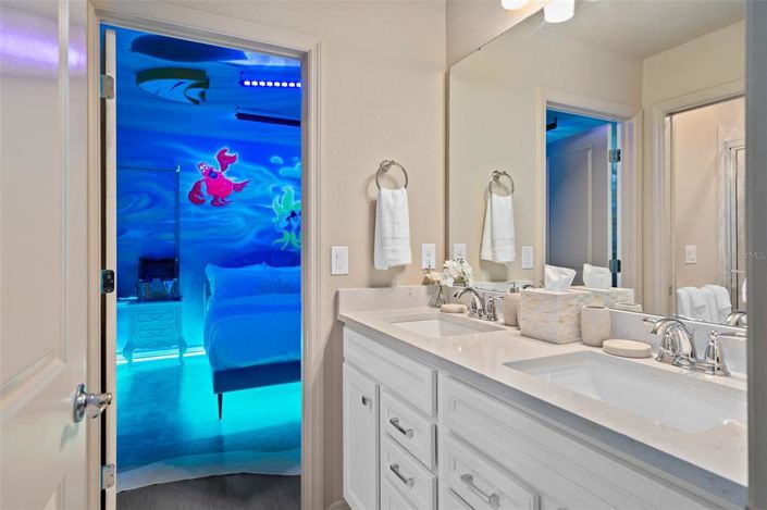 Image No.59-10 Bed Property for sale