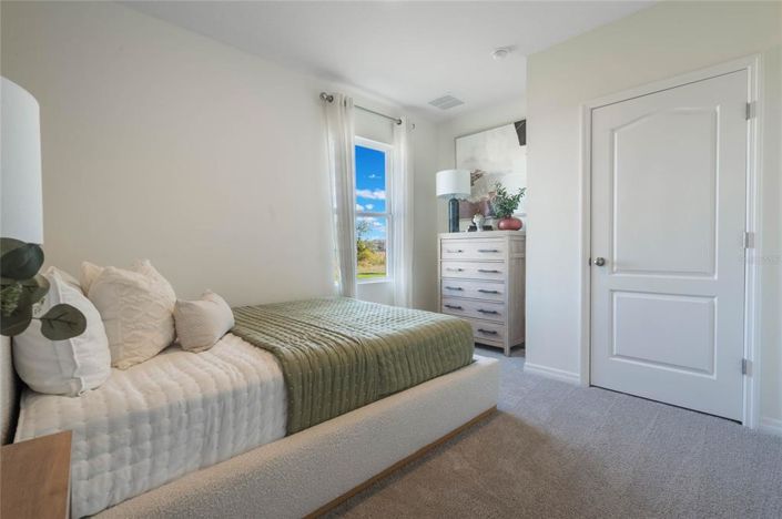 Image No.17-5 Bed Property for sale