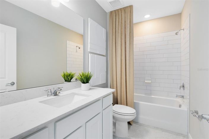 Image No.23-Propriété de 5 chambres à vendre à Clermont