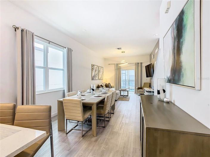 Image No.14-5 Bed Townhouse for sale