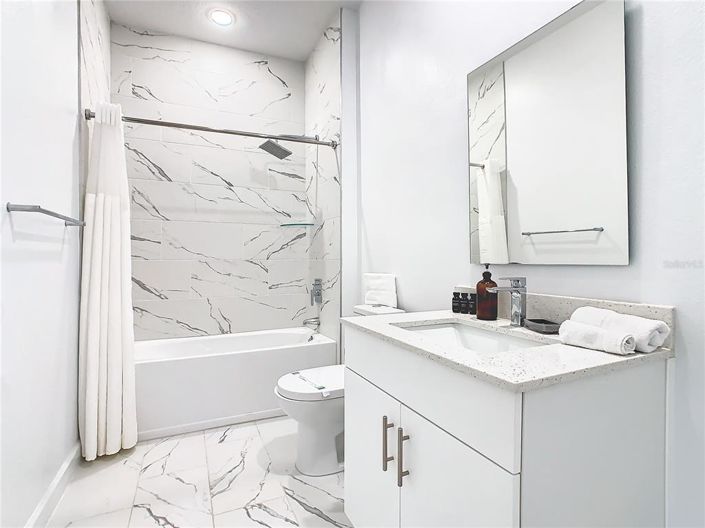 Image No.32-5 Bed Townhouse for sale