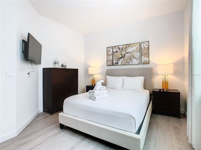 Image No.34-5 Bed Townhouse for sale