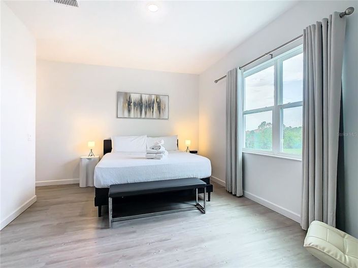 Image No.39-5 Bed Townhouse for sale