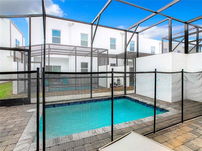 Image No.51-5 Bed Townhouse for sale