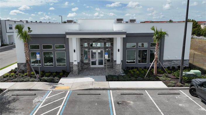 Image No.56-5 Bed Townhouse for sale