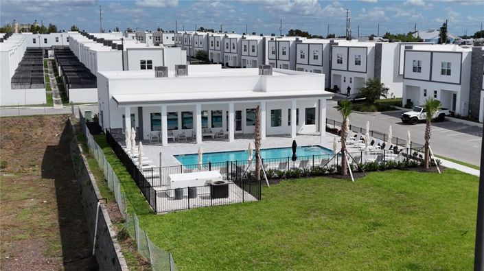 Image No.57-5 Bed Townhouse for sale