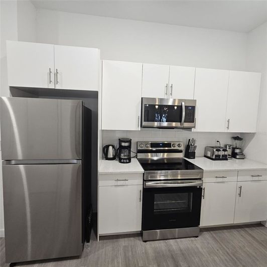 Image No.10-5 Bed Townhouse for sale