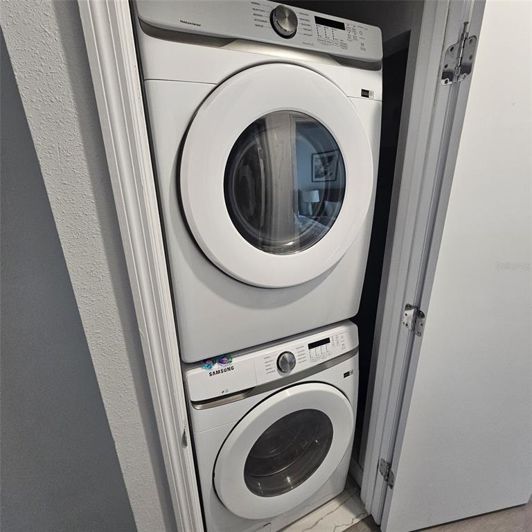 Image No.33-5 Bed Townhouse for sale