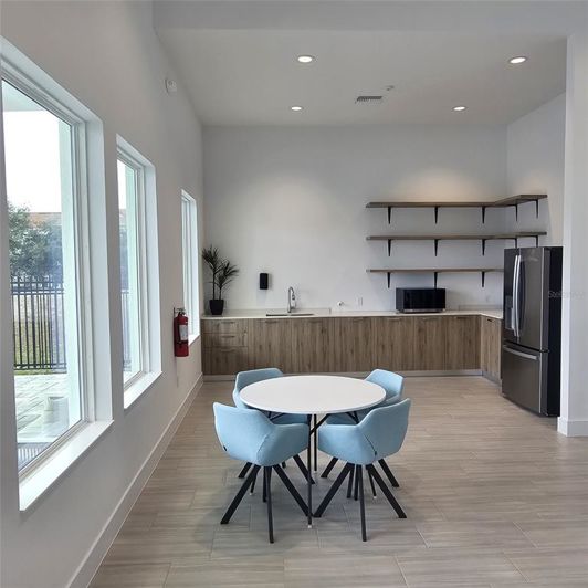 Image No.39-5 Bed Townhouse for sale