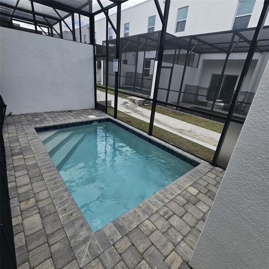 Image No.41-5 Bed Townhouse for sale