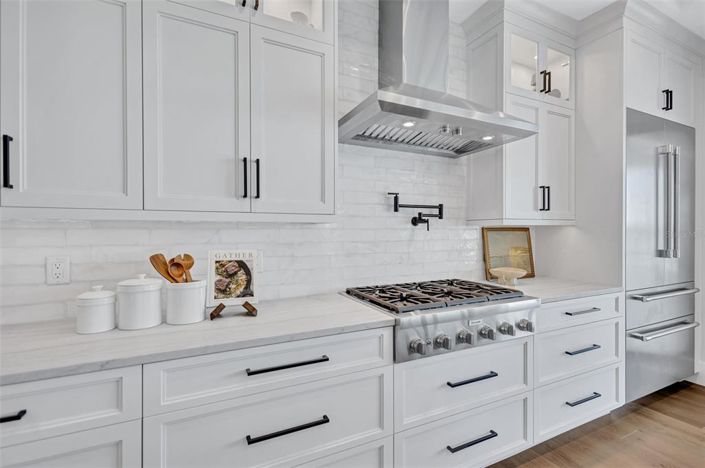 Image No.23-4 Bed Property for sale