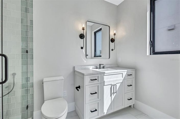 Image No.35-4 Bed Property for sale