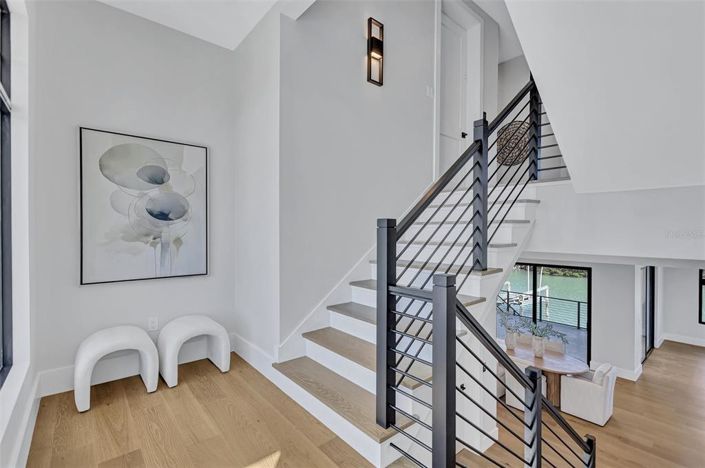 Image No.37-4 Bed Property for sale