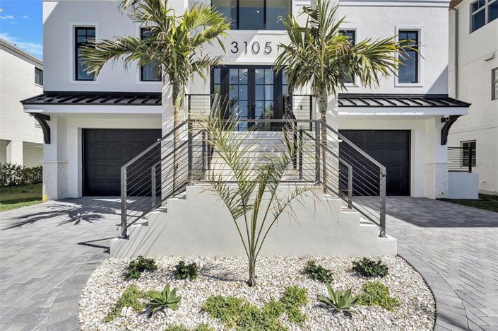 Image No.9-4 Bed Property for sale