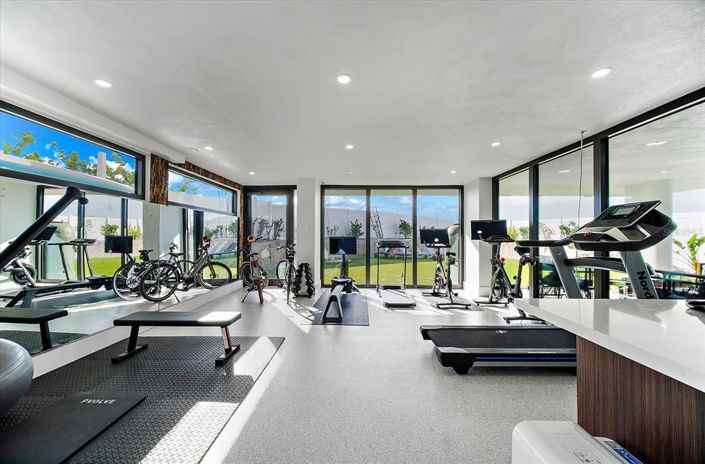 Image No.14-4 Bed Property for sale