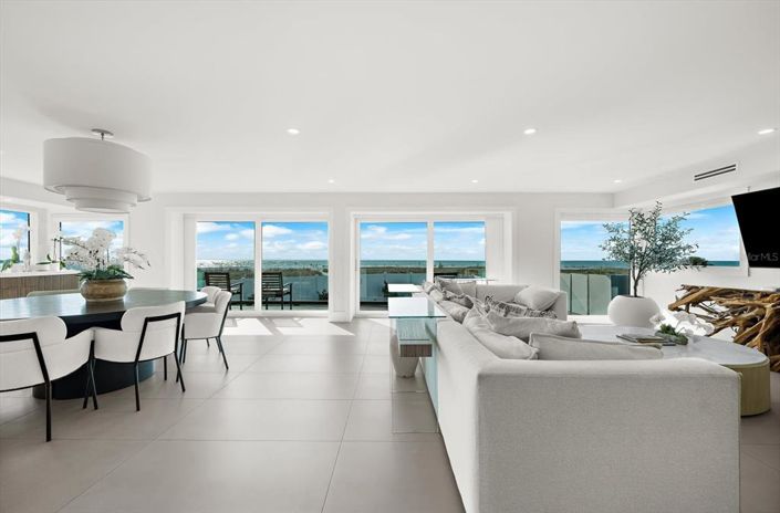 Image No.48-4 Bed Property for sale