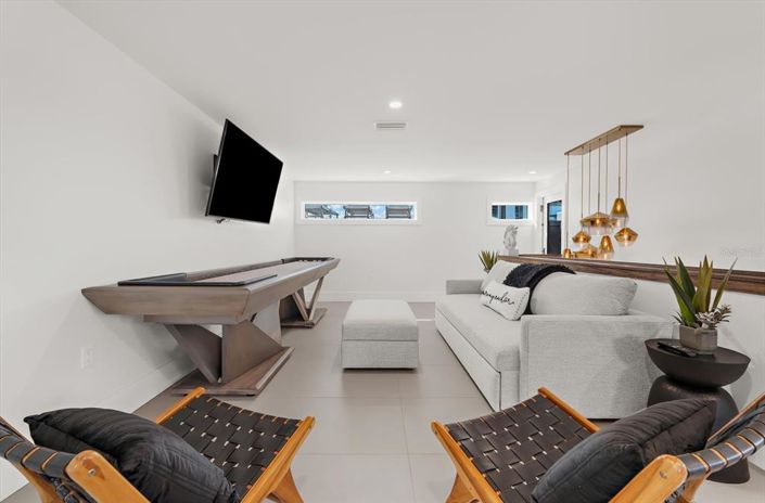 Image No.58-4 Bed Property for sale