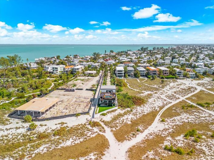 Image No.6-4 Bed Property for sale