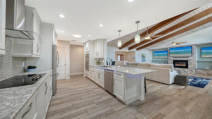 Image No.18-3 Bed Property for sale