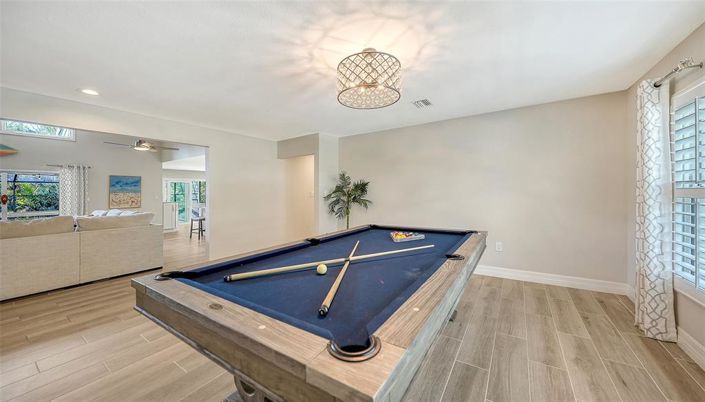 Image No.24-3 Bed Property for sale