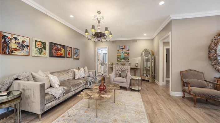 Image No.11-3 Bed Property for sale