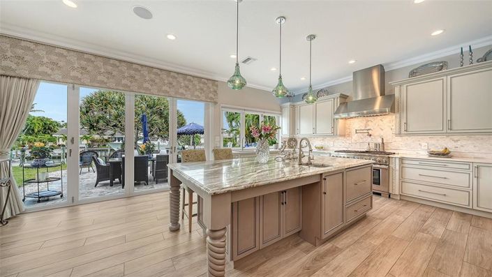 Image No.19-3 Bed Property for sale