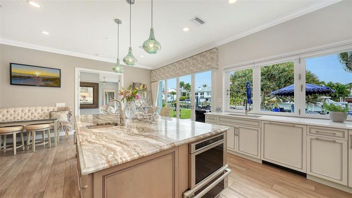 Image No.24-3 Bed Property for sale