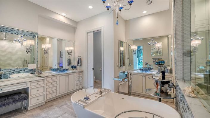 Image No.31-3 Bed Property for sale