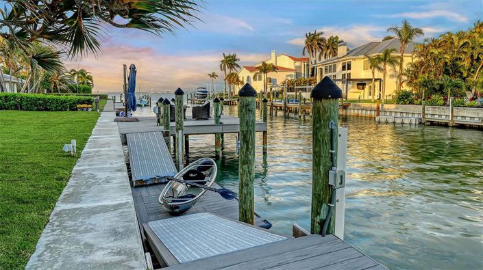 Image No.5-3 Bed Property for sale