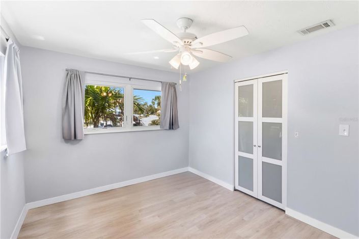 Image No.18-3 Bed Property for sale