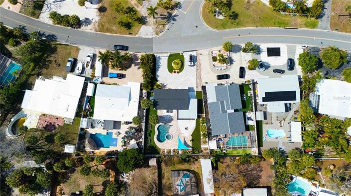 Image No.37-3 Bed Property for sale