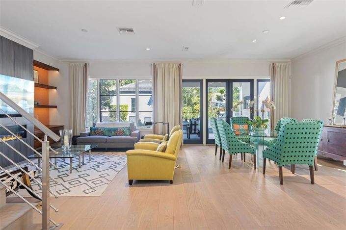 Image No.5-4 Bed Property for sale