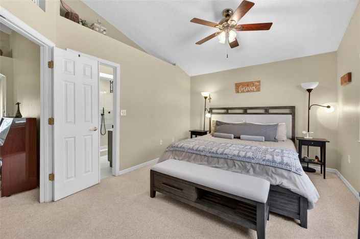 Image No.15-3 Bed Property for sale