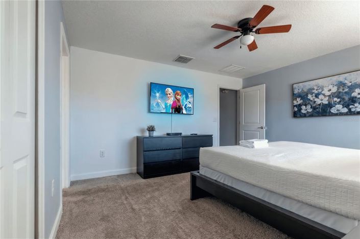 Image No.14-4 Bed Townhouse for sale