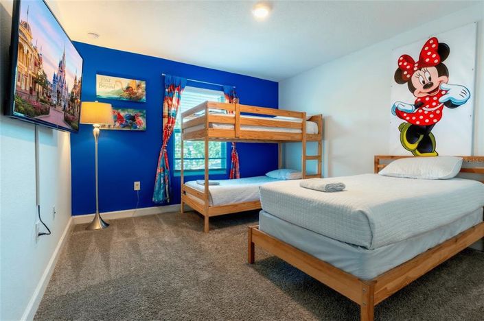 Image No.22-4 Bed Townhouse for sale