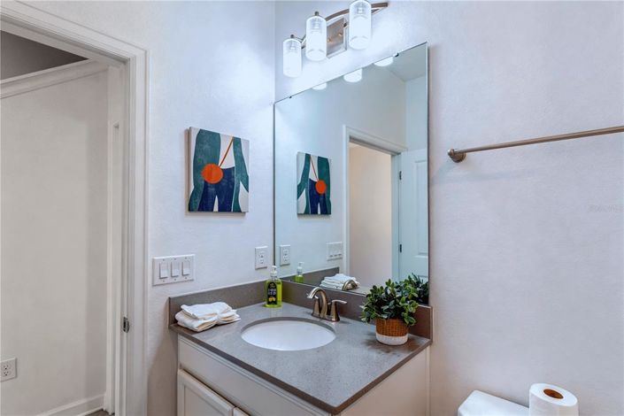 Image No.24-4 Bed Townhouse for sale